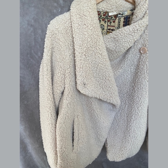 🎉NWOT Mystree Teddy Bear Oversized Wrap Front Coat, Size LG,Cream/Multi … - Picture 6 of 9